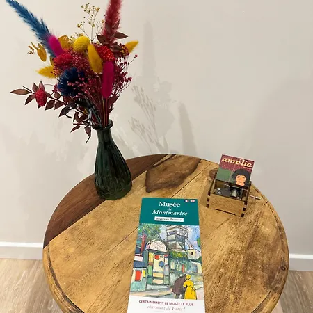 Amelie Poulain In Heart Of Montmartre 아파트 파리