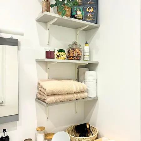 Amelie Poulain In Heart Of Montmartre 아파트 *